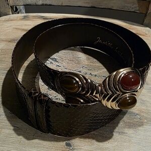 Judith Leiber Vintage Brown Snakeskin Gold Tiger Eye Cabochon Adjustable belt OS